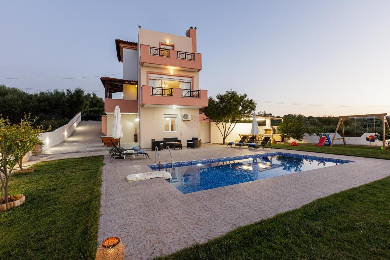 Marina Villa, A Nature Inspiring Retreat Πέραμα Εξωτερικό φωτογραφία